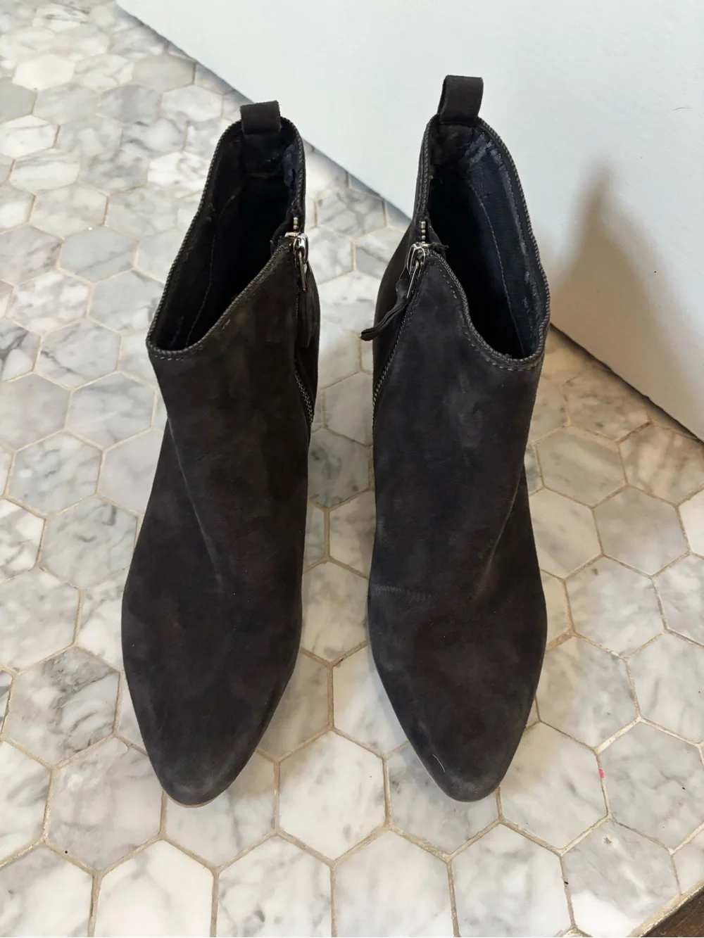 Dolce Vita Anthracite Grey Suede Pointed Toe Ankle Booties with Side Zip 8